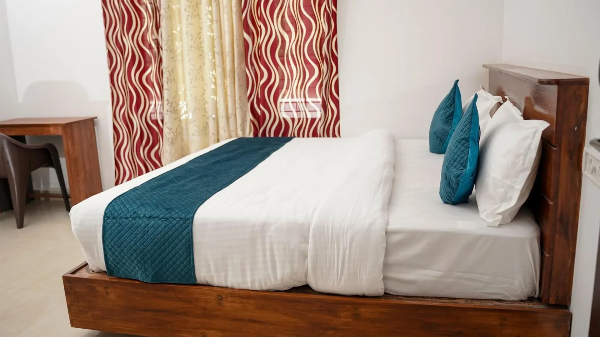 Blueway Hotel Munnar Anachal Indien