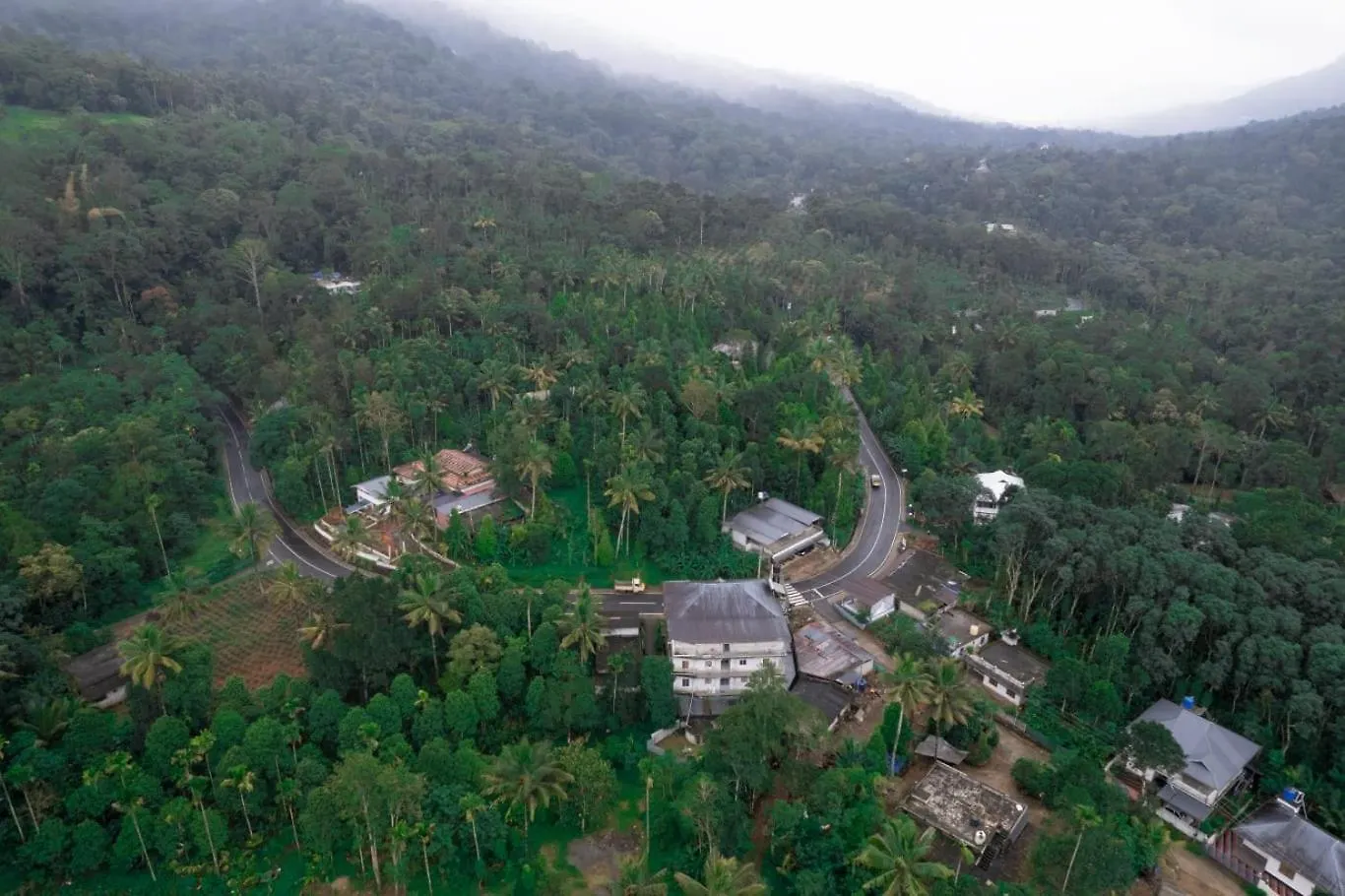 Blueway Hotel Munnar Anachal Apartment