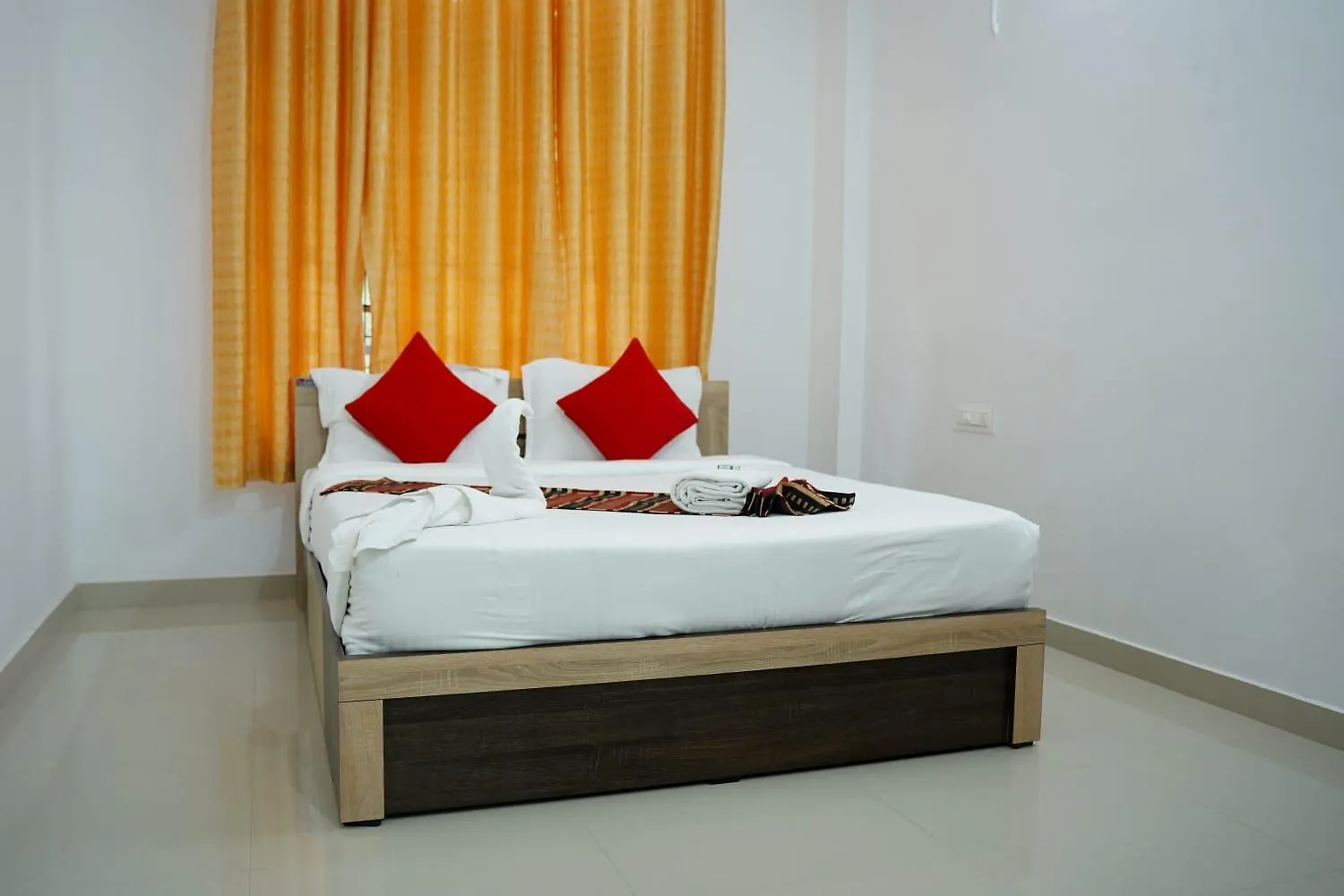 Blueway Hotel Munnar Anachal 0*,  India